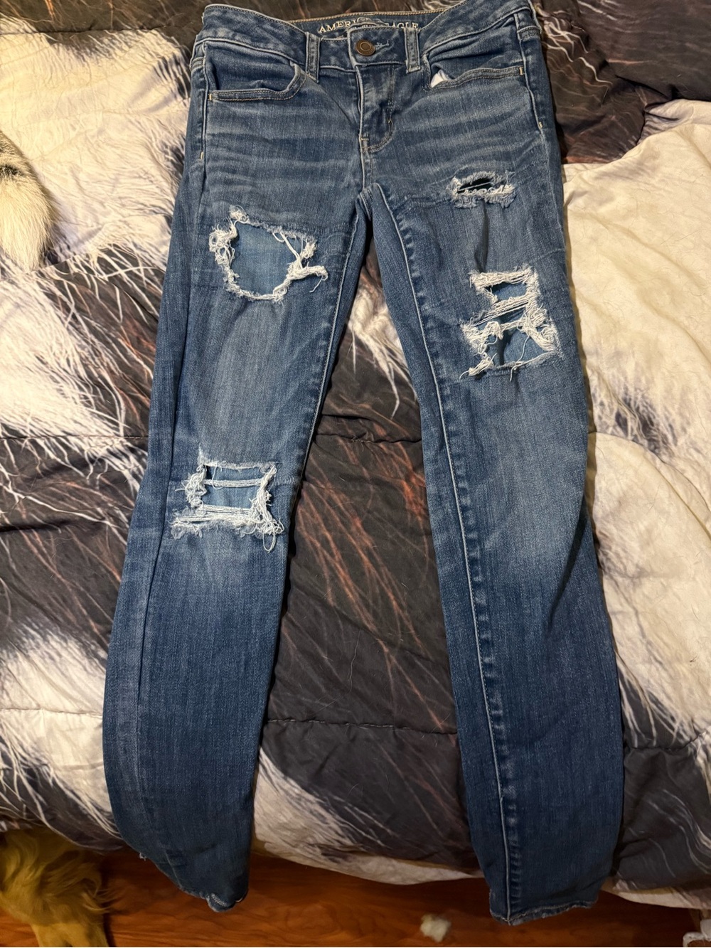American Eagle Outfitters Dark Blue Distressed Skinny Jeans